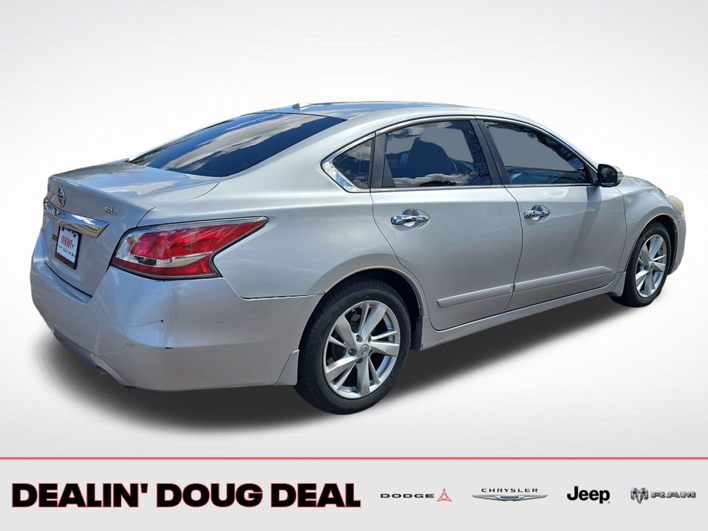 Used 2015 Nissan Altima 2.5 SL w/ Technology Package FWD image 6