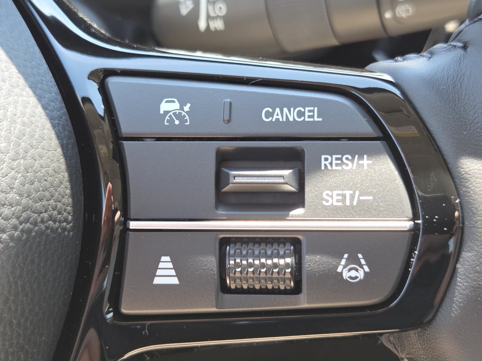 New 2026 Honda CR-V EX-L image 9