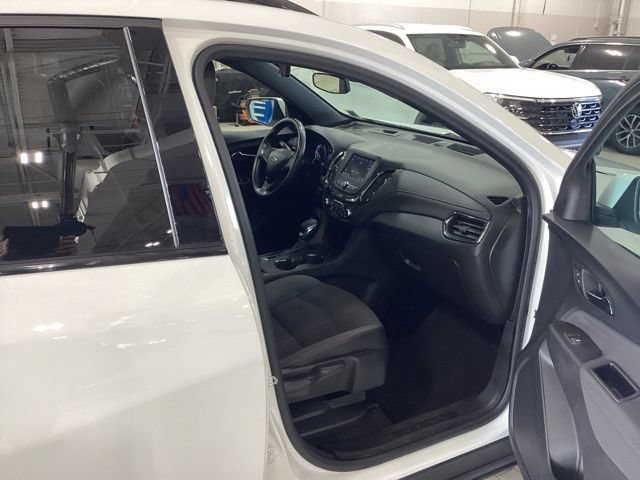 Used 2022 Chevrolet Equinox RS AWD/4WD image 10