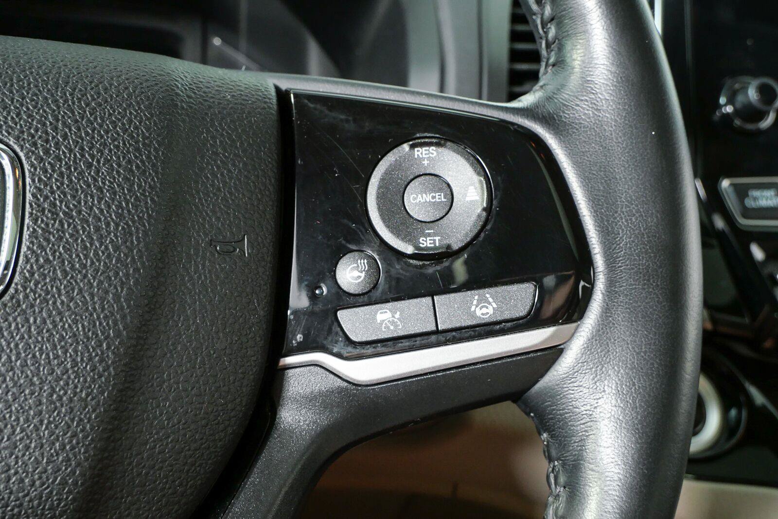 Used 2022 Honda Odyssey Elite image 11