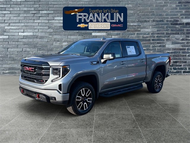 Used 2025 GMC Sierra 1500 AT4 w/ AT4 Premium Package image 1