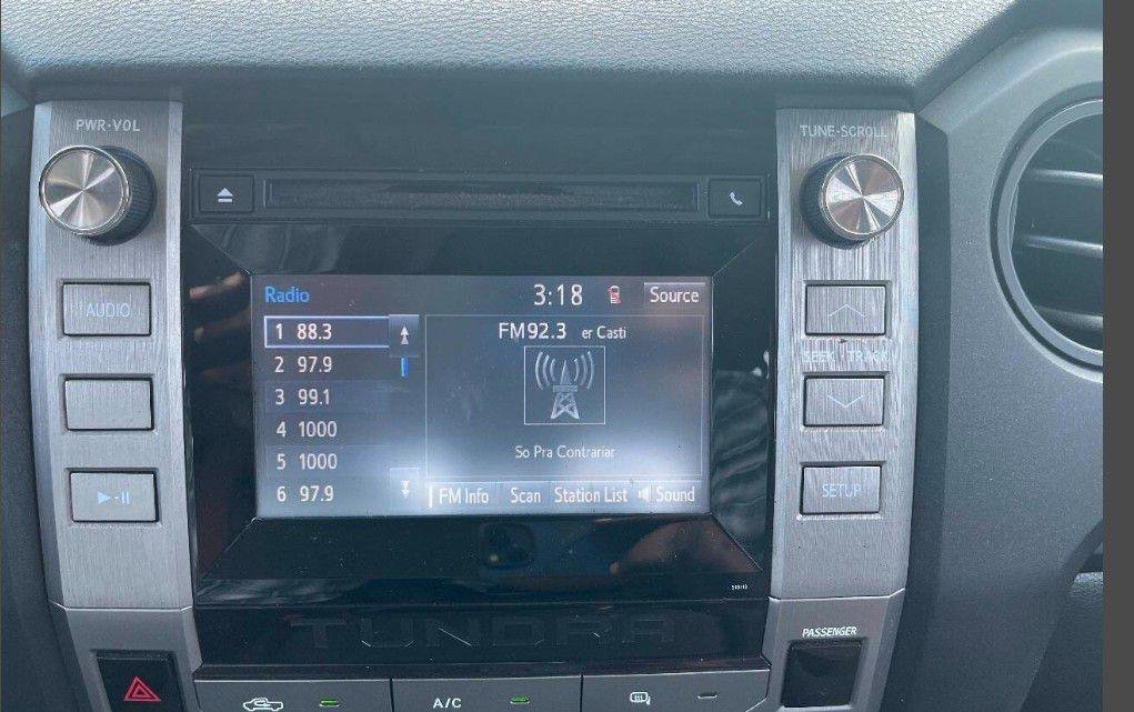 Used 2016 Toyota Tundra SR w/ Tow Package image 13