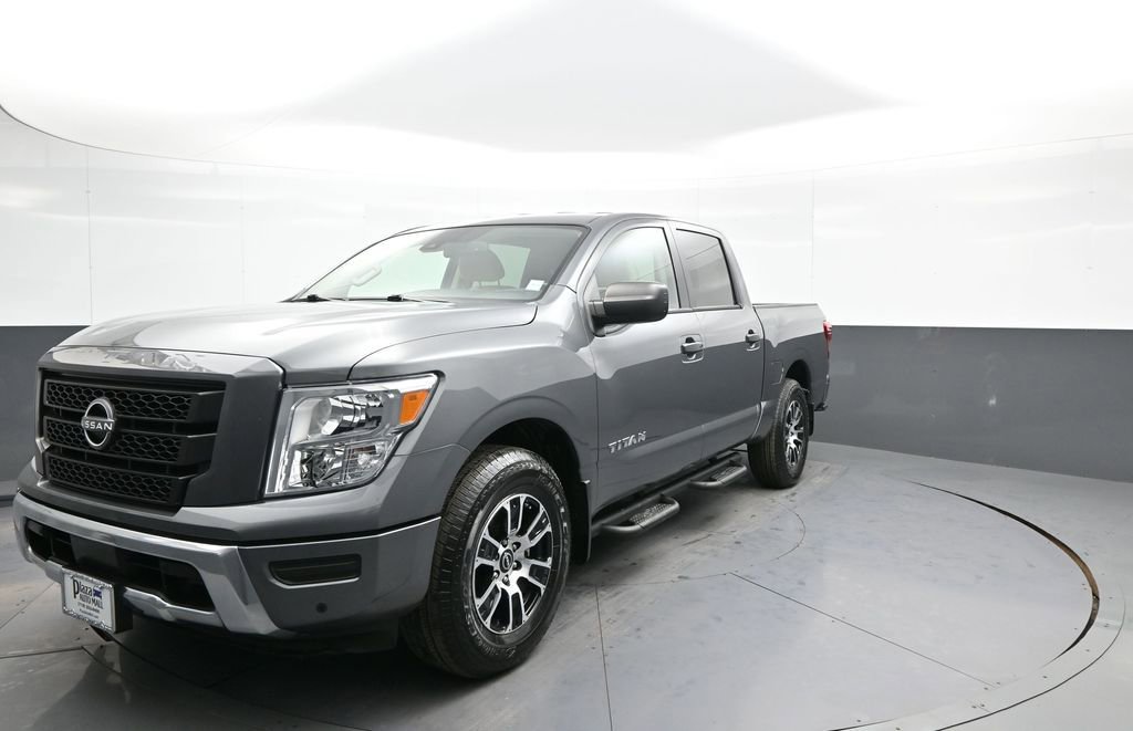 Used 2024 Nissan Titan SV w/ SV Convenience Package