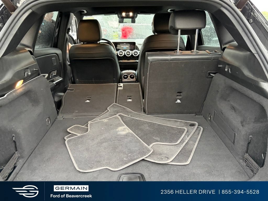 Used 2021 Mercedes-Benz GLA 250 4MATIC w/ Premium Package image 7