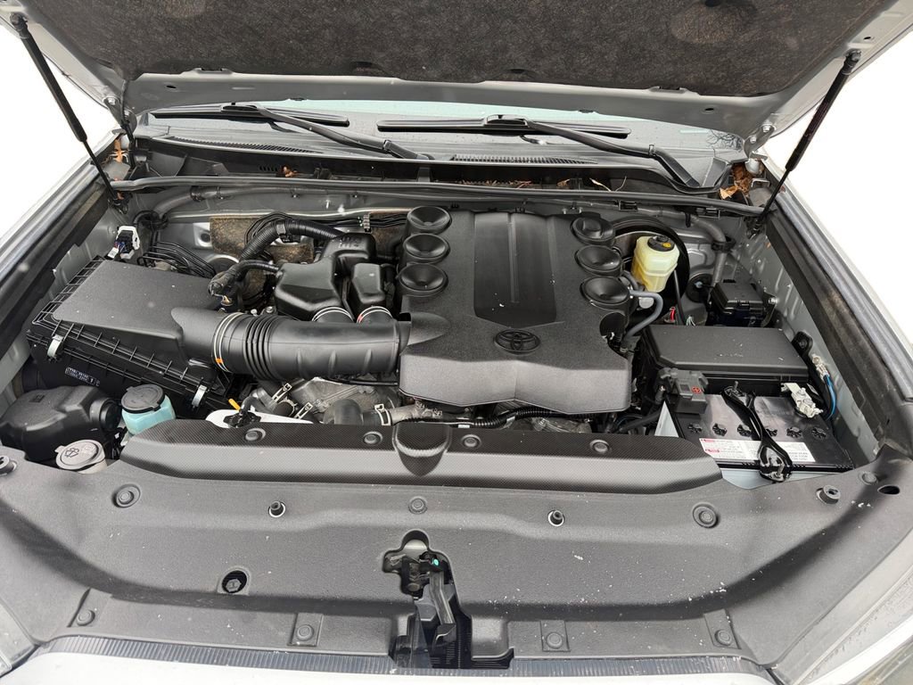 Used 2023 Toyota 4Runner SR5 Premium w/ Moonroof Package image 25