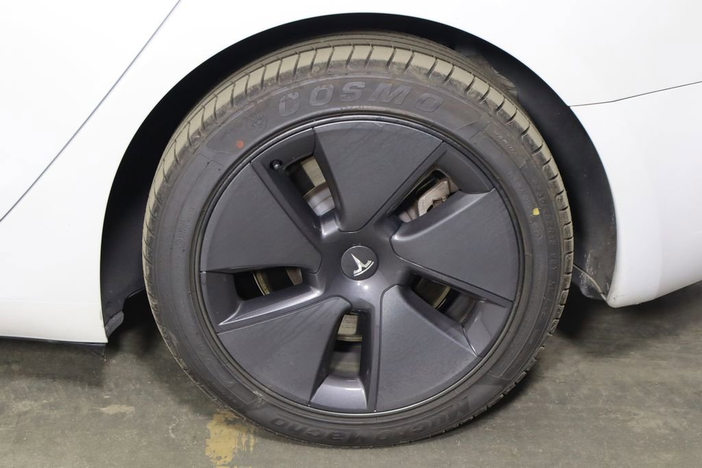 Used 2023 Tesla Model 3 Standard Range RWD image 43