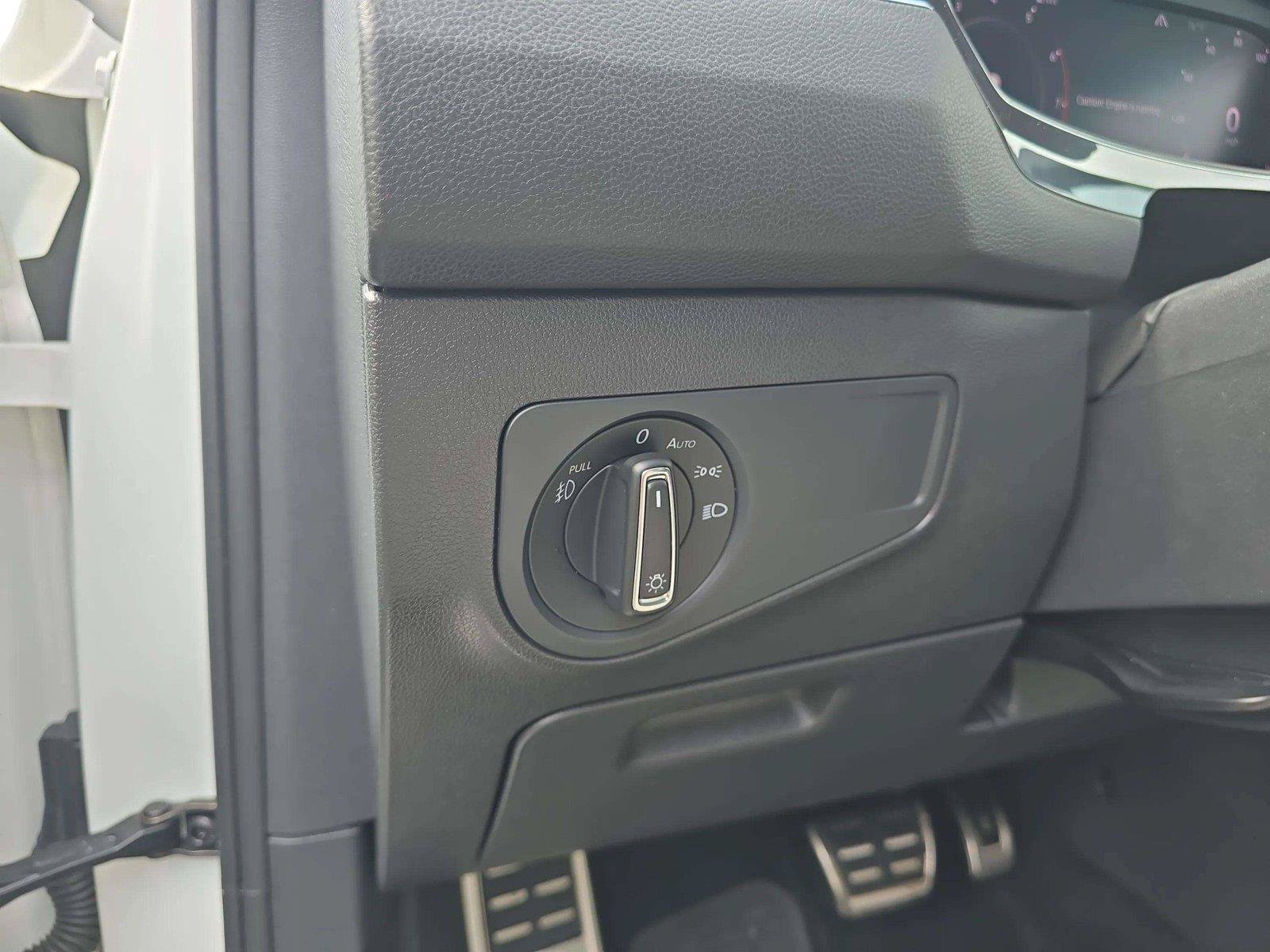 Used 2020 Volkswagen Tiguan SEL Premium R-Line w/ 3rd Row Seat Package AWD/4WD image 28