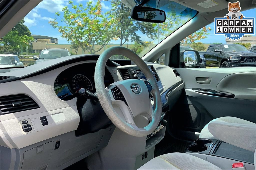 Used 2014 Toyota Sienna LE FWD image 13
