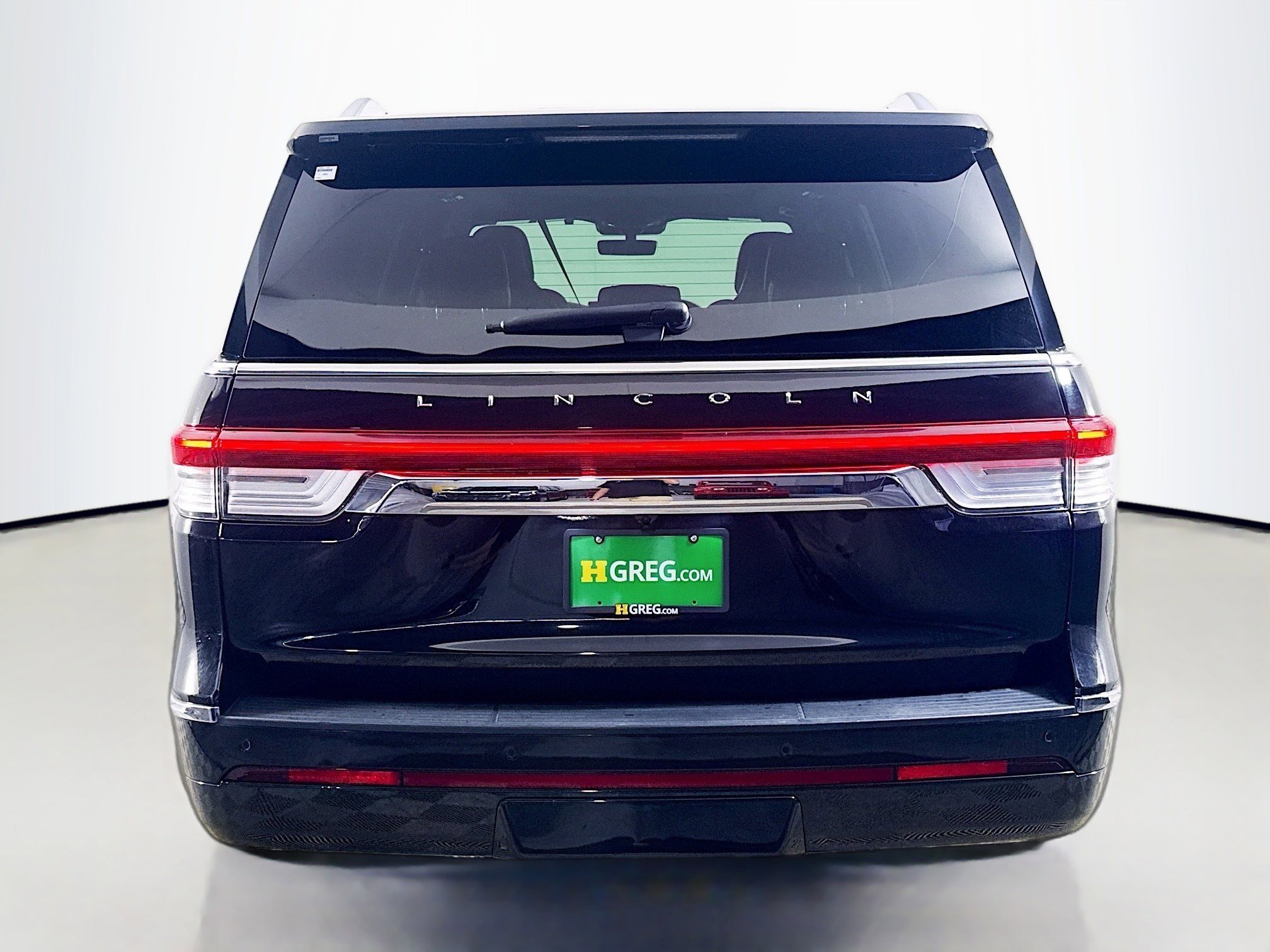 Used 2024 Lincoln Navigator Reserve image 8