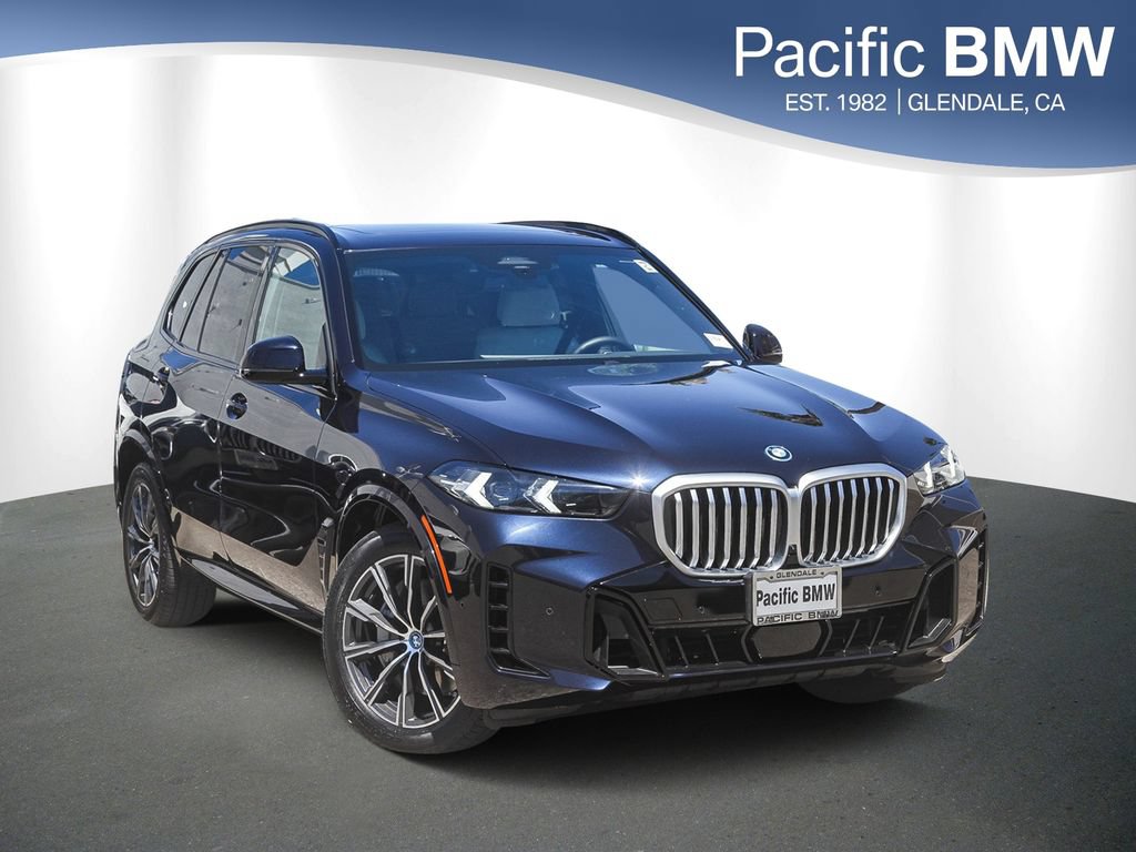 Used 2024 BMW X5 xDrive50e w/ M Sport Package AWD/4WD image 1