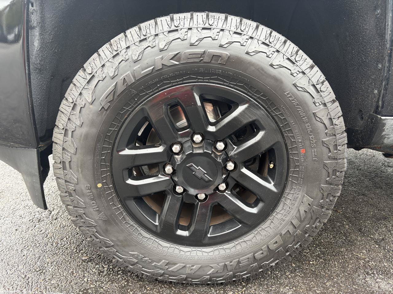 Used 2017 Chevrolet Silverado 2500 LTZ w/ Midnight Edition AWD/4WD image 14