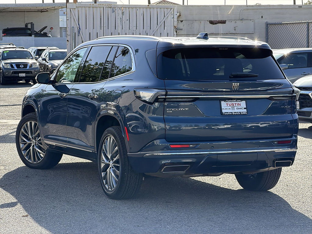 Used 2025 Buick Enclave Avenir w/ Super Cruise Package AWD/4WD image 7