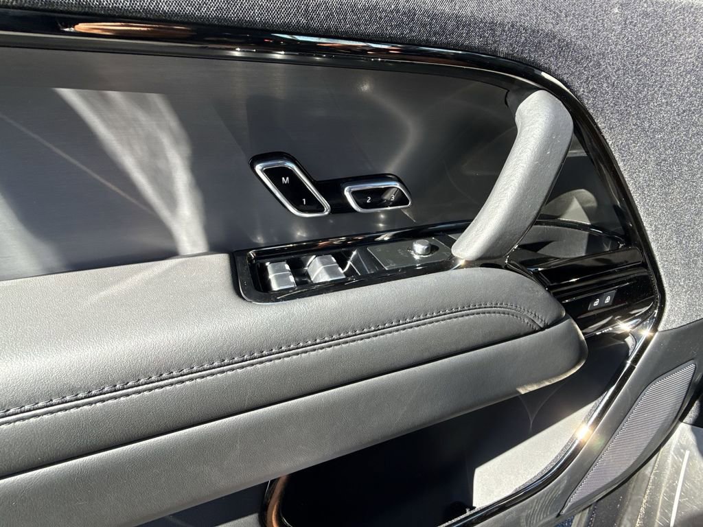 Used 2023 Land Rover Range Rover Sport SE Dynamic image 29