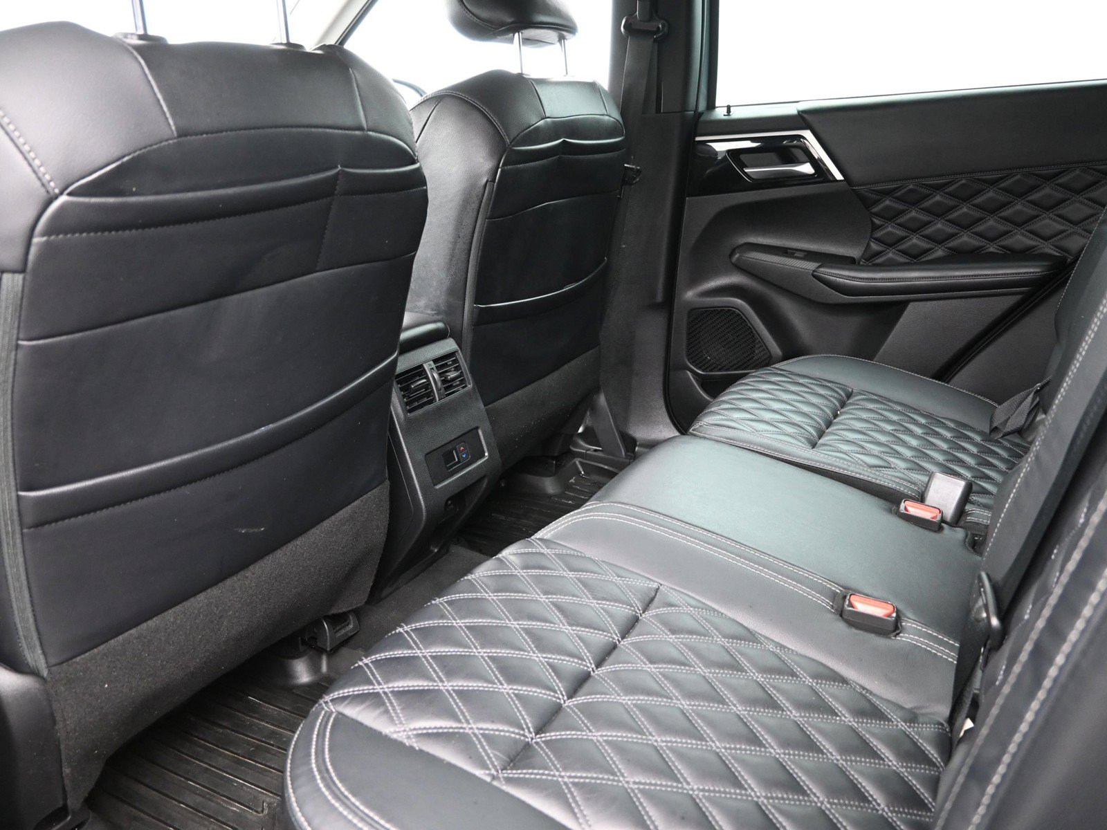 Used 2022 Mitsubishi Outlander SEL FWD image 20