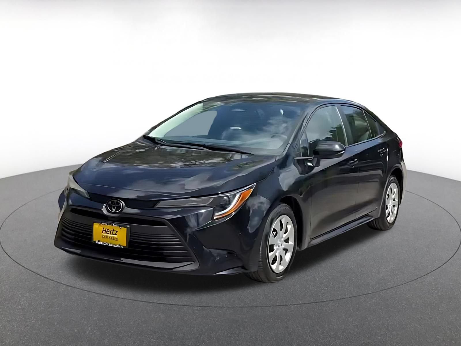 Used 2025 Toyota Corolla LE FWD image 6