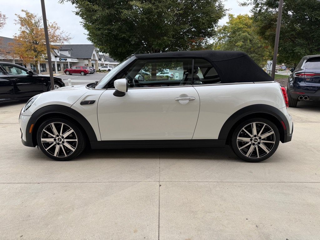 Used 2024 MINI Cooper S FWD image 6