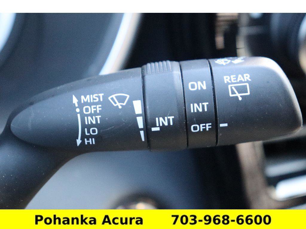 Used 2023 Toyota Highlander XSE image 11