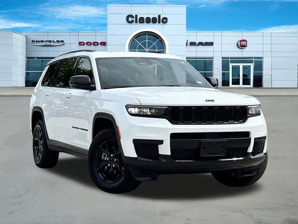 Used 2025 Jeep Grand Cherokee L Altitude