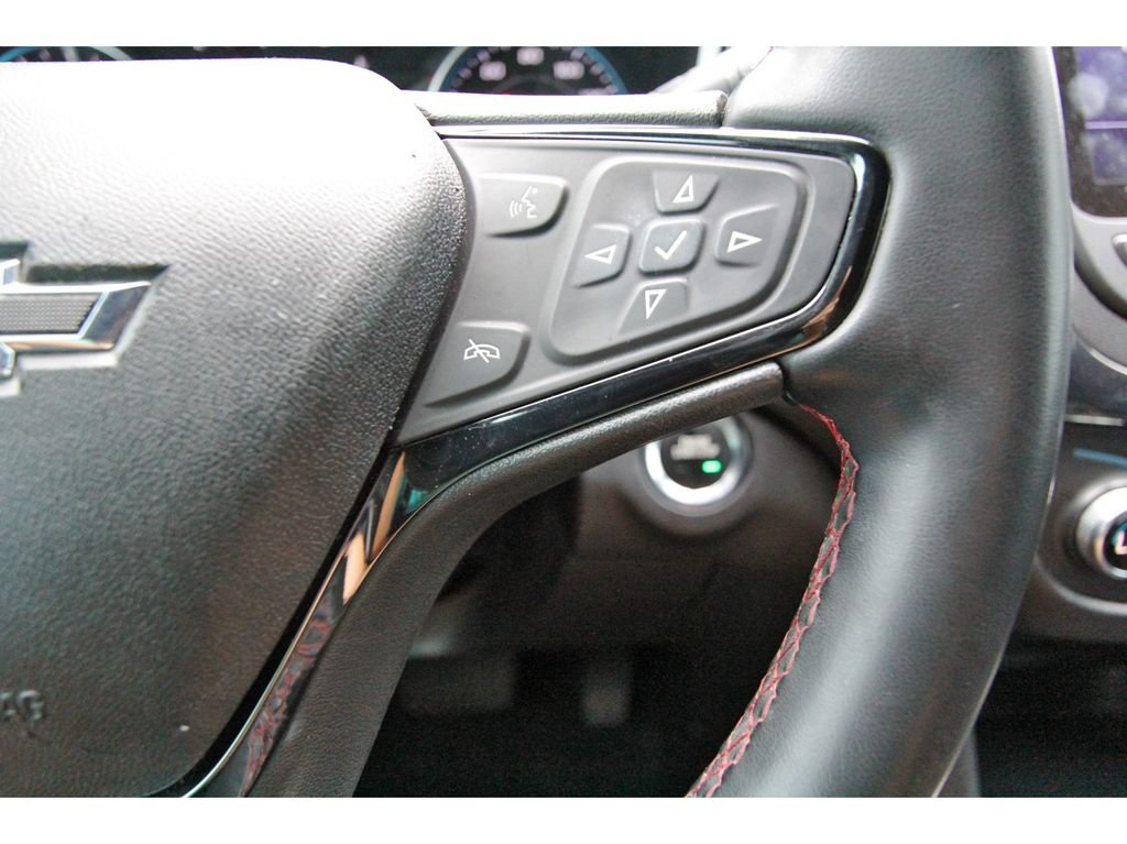 Used 2023 Chevrolet Equinox RS w/ RS Leather Package FWD image 16