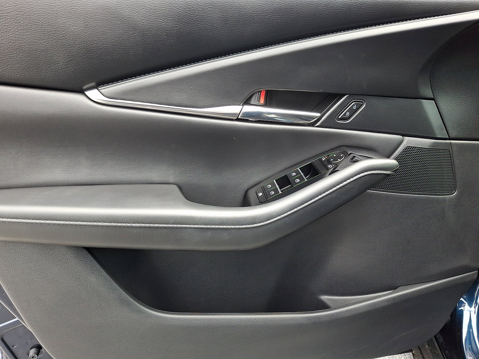 Used 2023 MAZDA CX-30 AWD 2.5 S w/ Preferred Package image 12