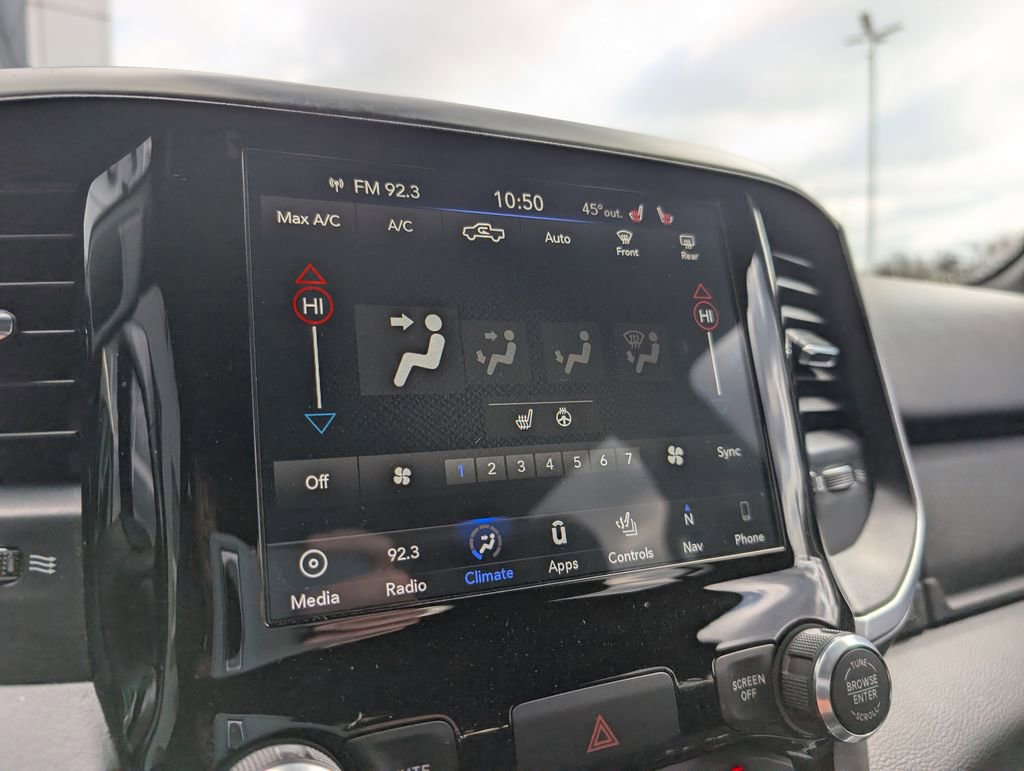 Used 2019 RAM 1500 Big Horn image 25