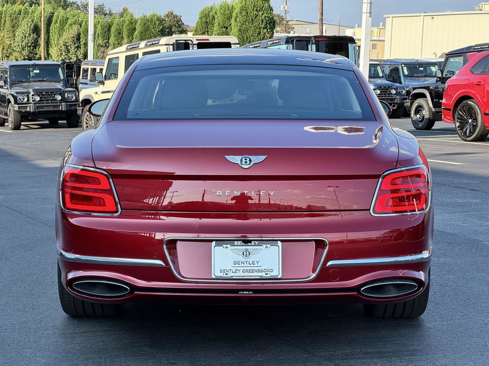 New 2026 Bentley Flying Spur Plug-In Hybrid image 4