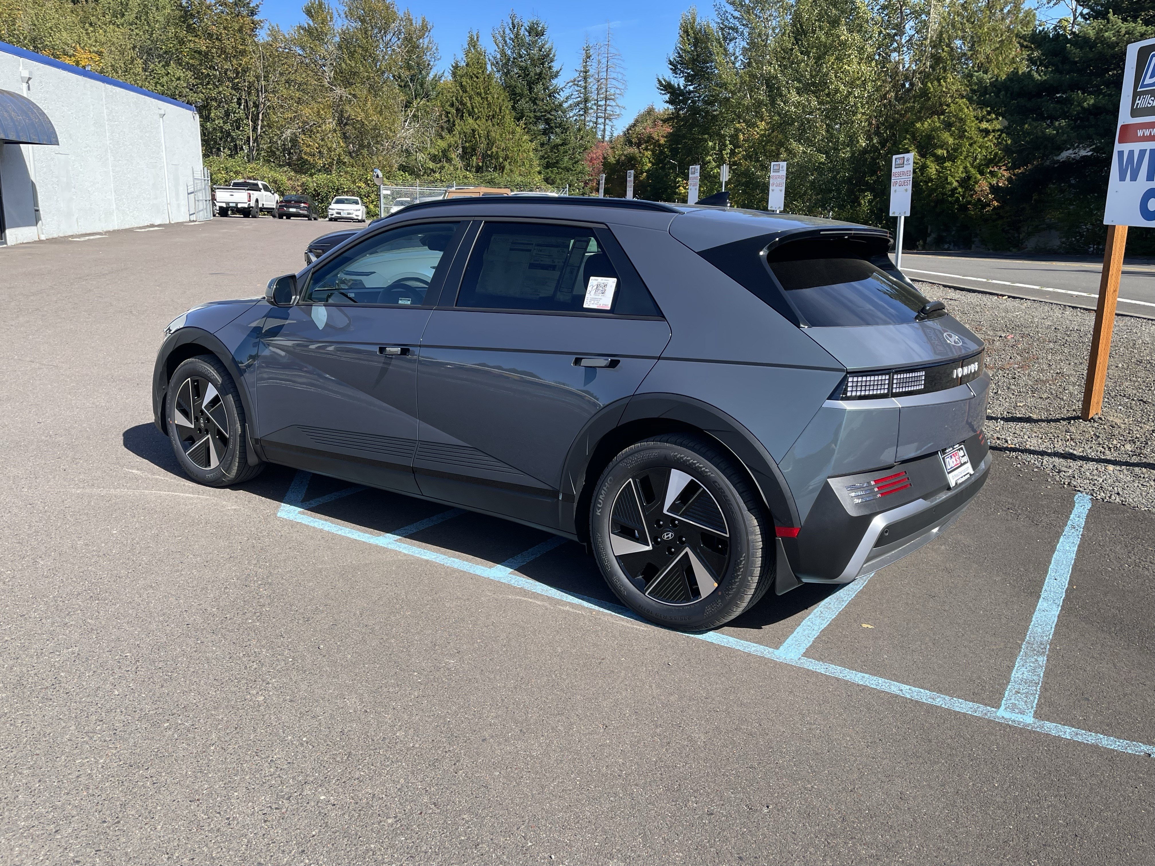 New 2027 Hyundai Ioniq 5 SEL AWD/4WD image 3