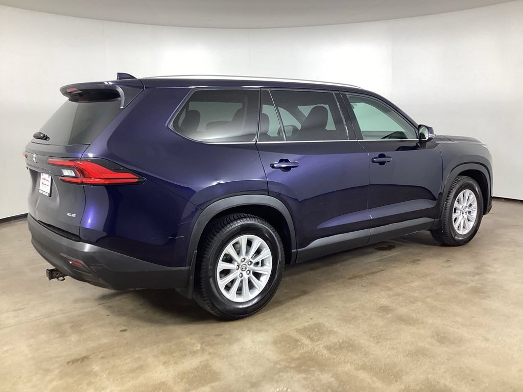 Used 2024 Toyota Grand Highlander AWD image 8