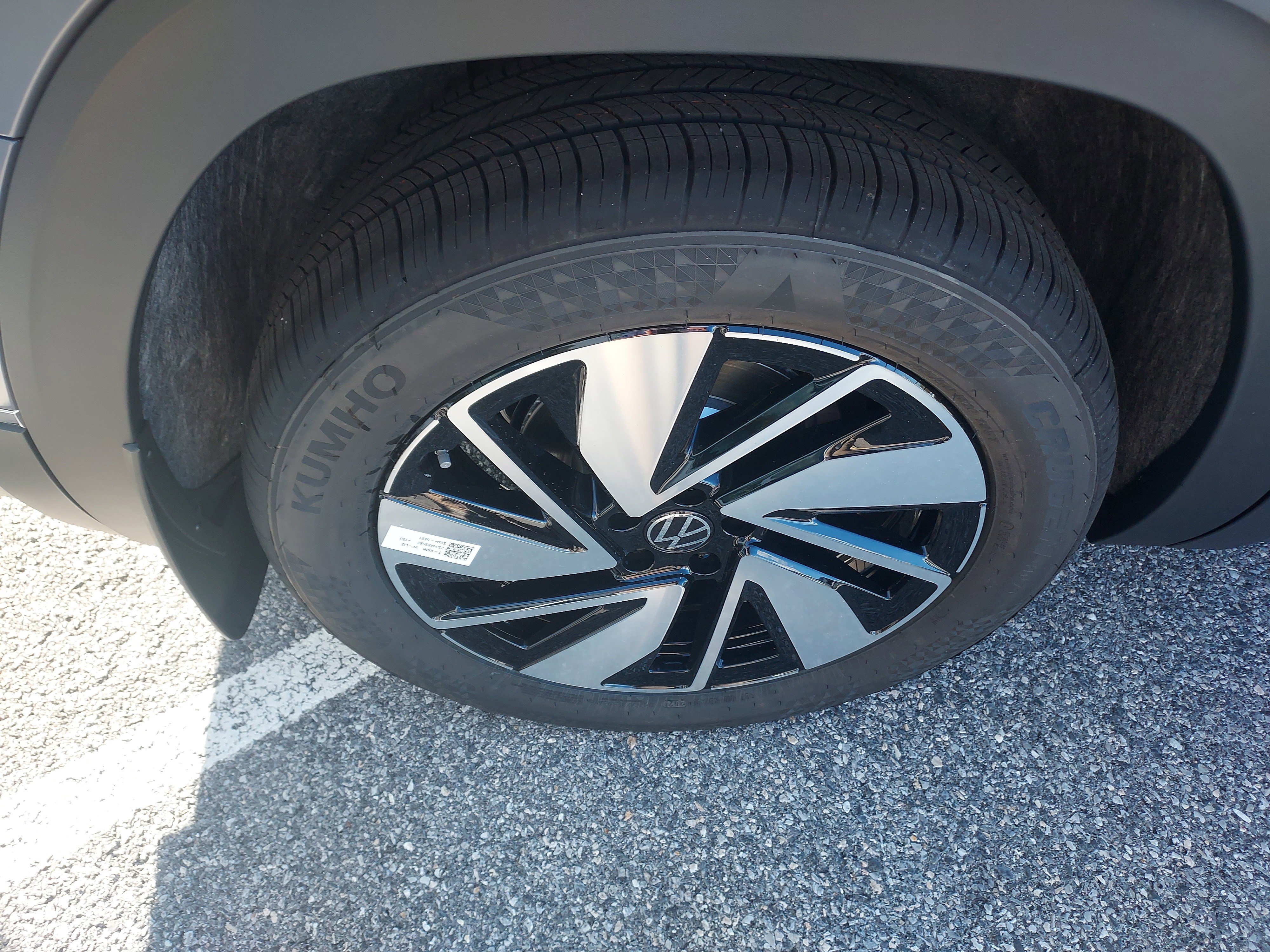 New 2026 Volkswagen Atlas SEL image 11