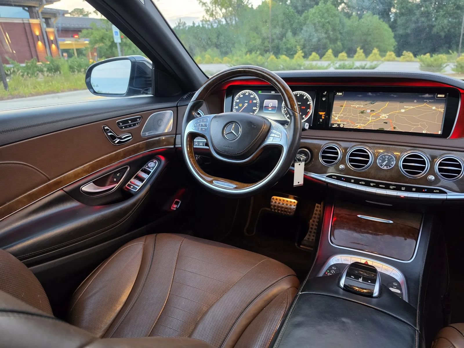 Used 2015 Mercedes-Benz S 550 4MATIC Sedan image 25