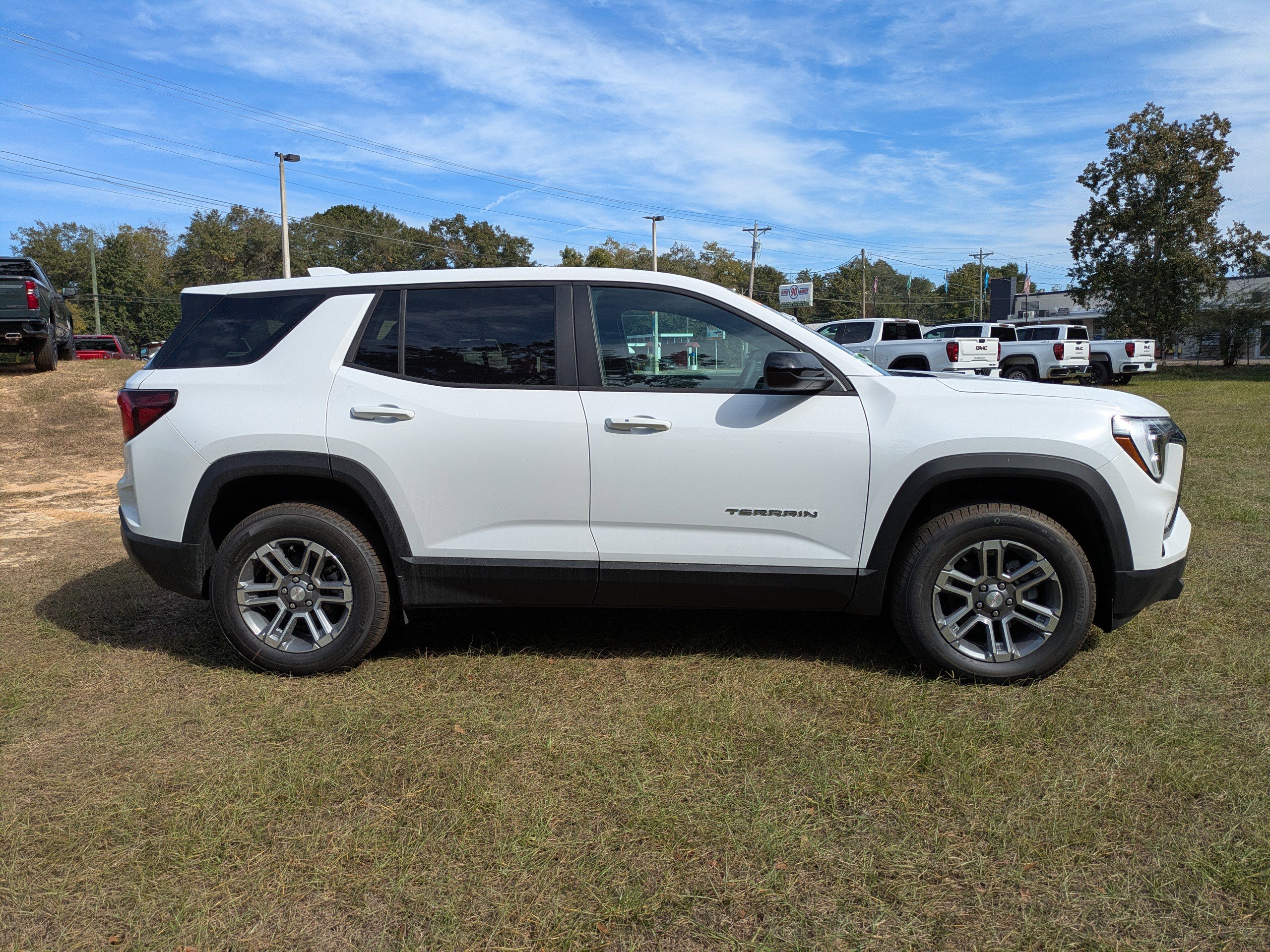 New 2026 GMC Terrain Elevation image 3