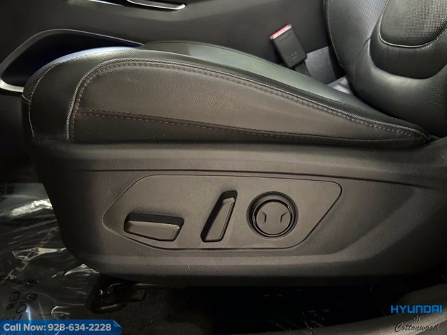 Used 2023 Hyundai Tucson Limited AWD/4WD image 22