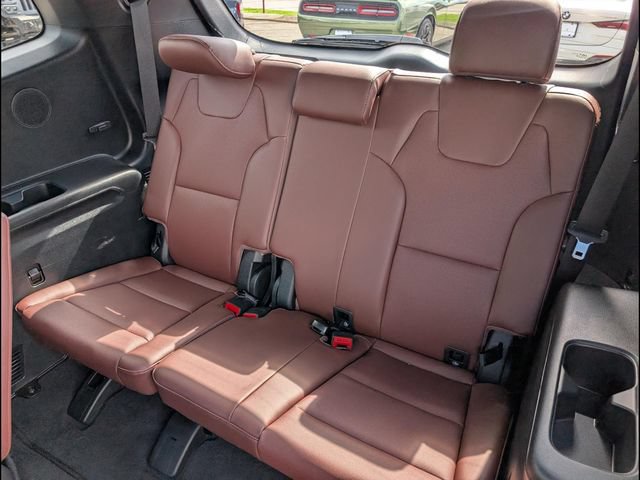 Certified 2024 Kia Telluride SX w/ Towing Package FWD image 11