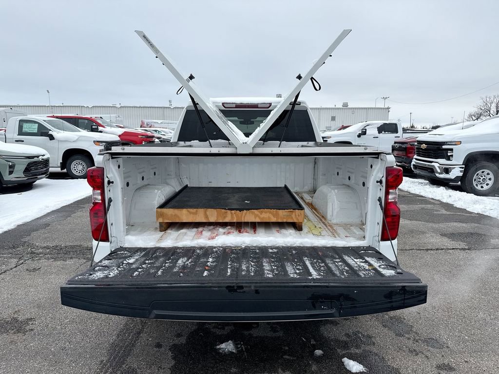 Used 2020 Chevrolet Silverado 1500 LT w/ Convenience Package image 24