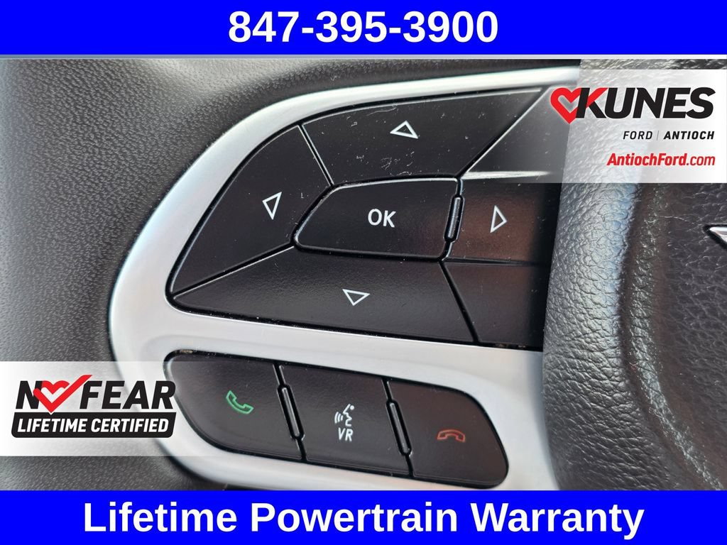 Used 2023 Chrysler Voyager LX FWD image 48