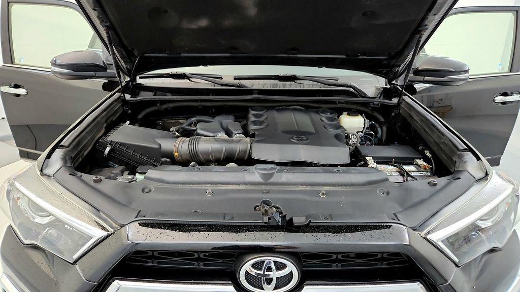Used 2015 Toyota 4Runner Limited AWD/4WD image 14