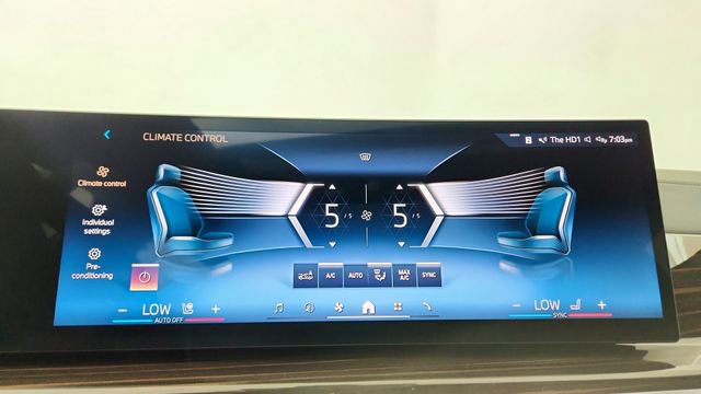 Used 2026 BMW X5 sDrive40i RWD image 46