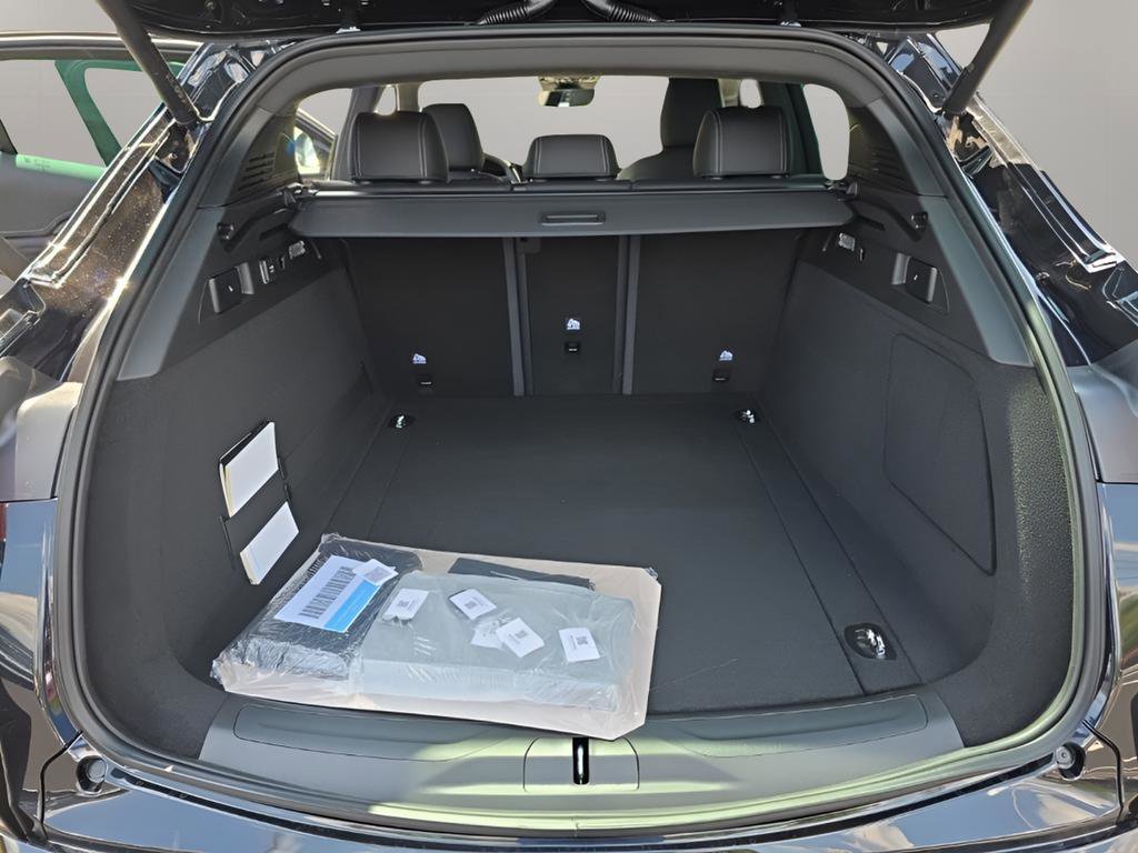 New 2025 Maserati Grecale GT image 33