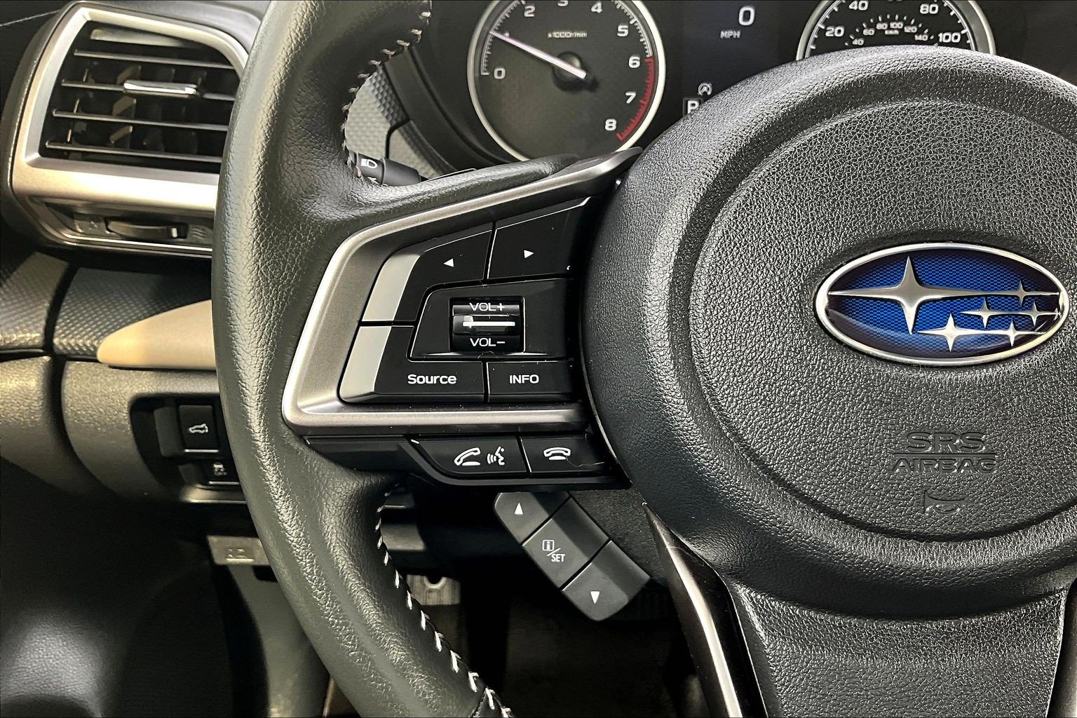 Used 2022 Subaru Forester Limited AWD/4WD image 20