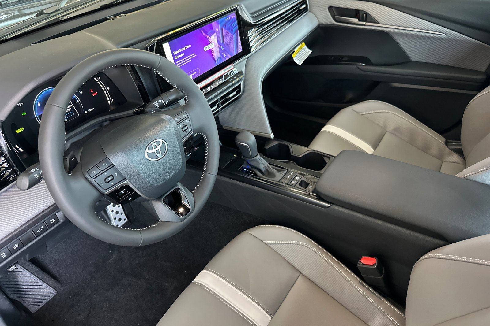 New 2026 Toyota Camry SE image 9