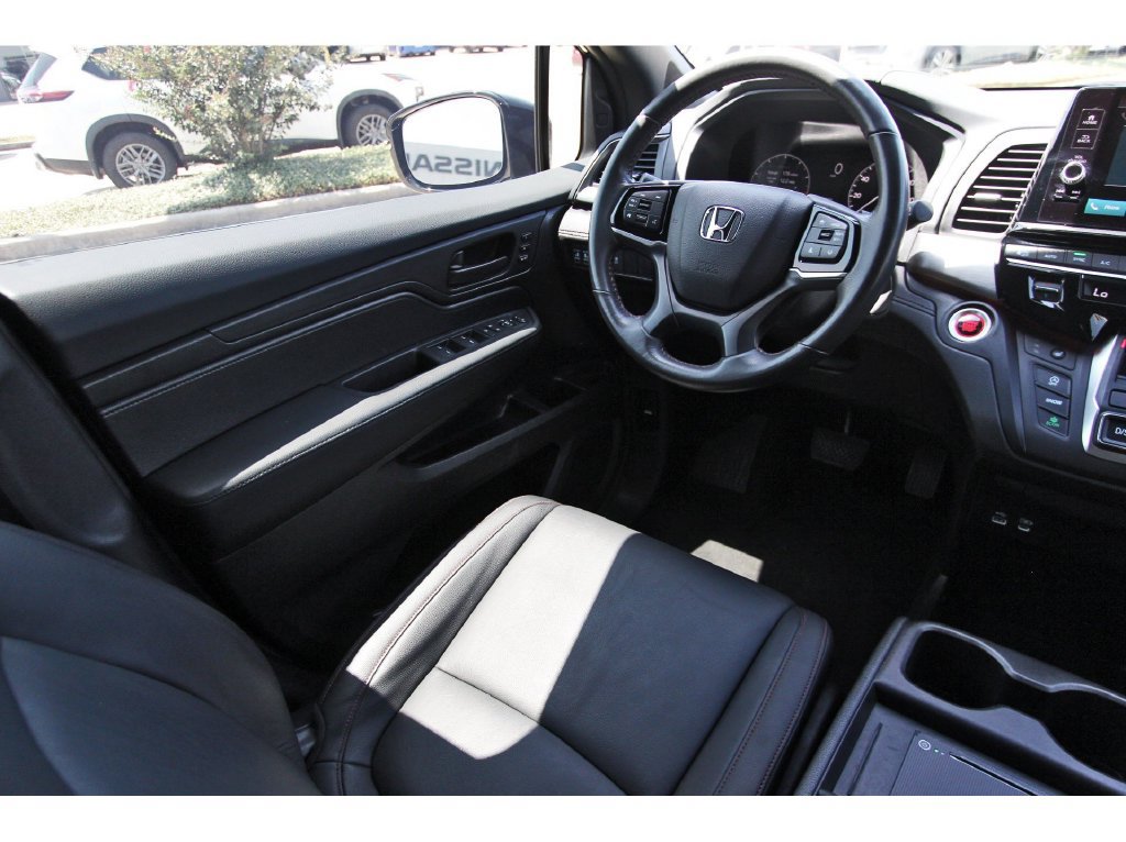 Used 2025 Honda Odyssey Sport-L image 8