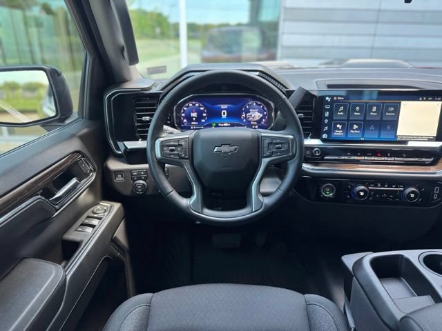 Used 2024 Chevrolet Silverado 1500 LT Trail Boss AWD/4WD image 12