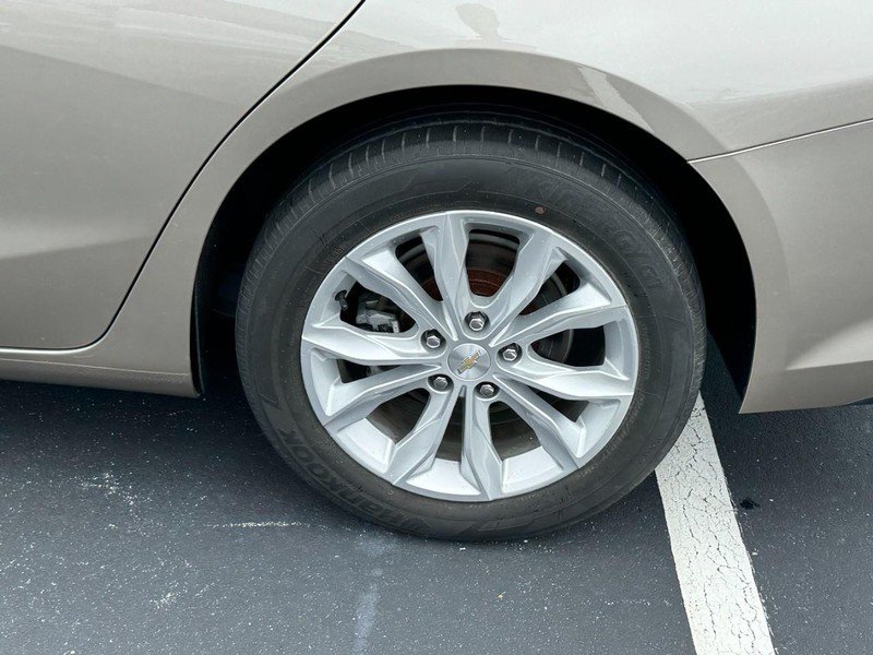Used 2024 Chevrolet Malibu LT FWD image 7