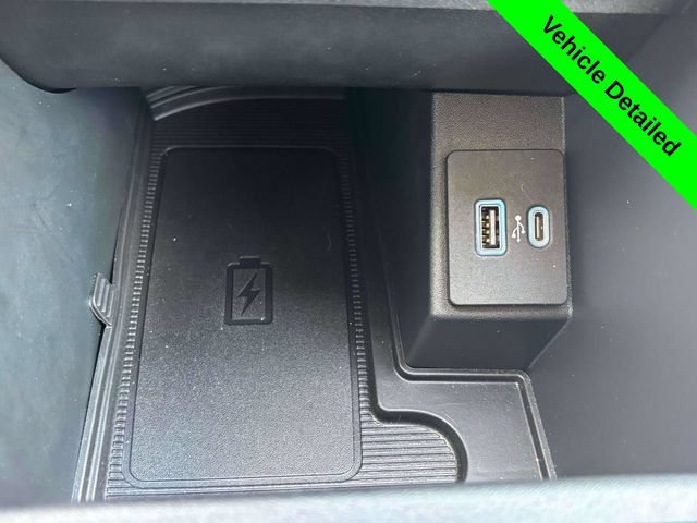 Used 2024 Ford Edge Titanium AWD/4WD image 22