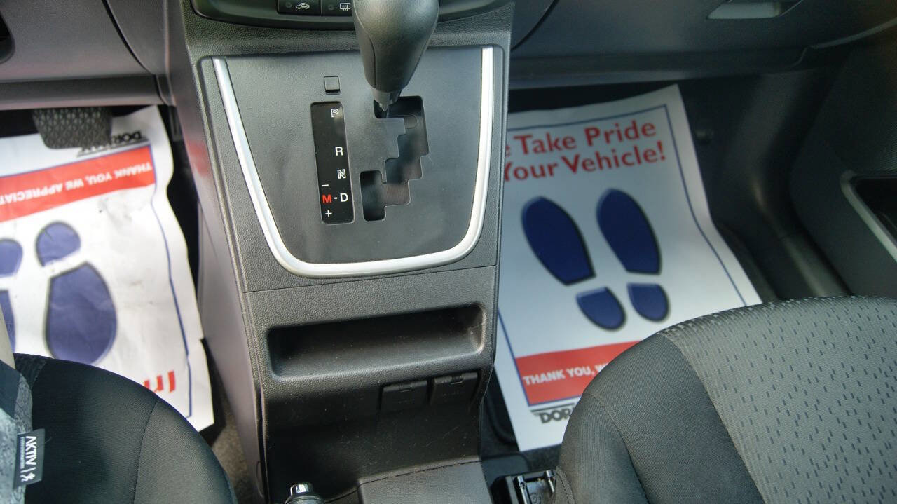 Used 2012 MAZDA MAZDA5 Sport image 17