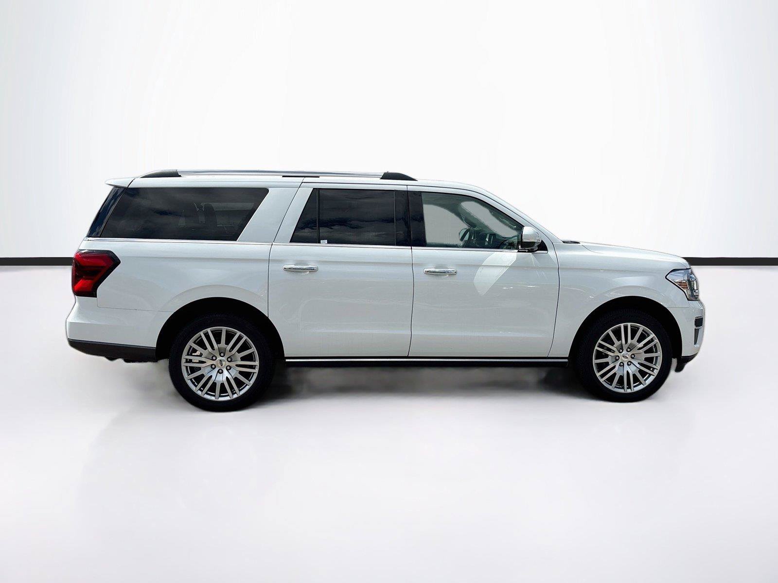 Used 2024 Ford Expedition Max Limited AWD/4WD image 8