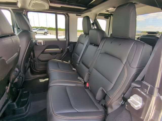 New 2026 Jeep Wrangler Unlimited Sahara AWD/4WD image 15