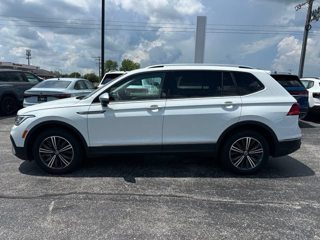 Used 2024 Volkswagen Tiguan Wolfsburg Edition FWD image 4