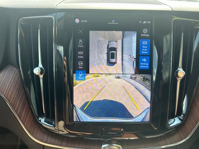 Certified 2024 Volvo XC60 B5 Plus w/ Protection Package Premier AWD/4WD image 24