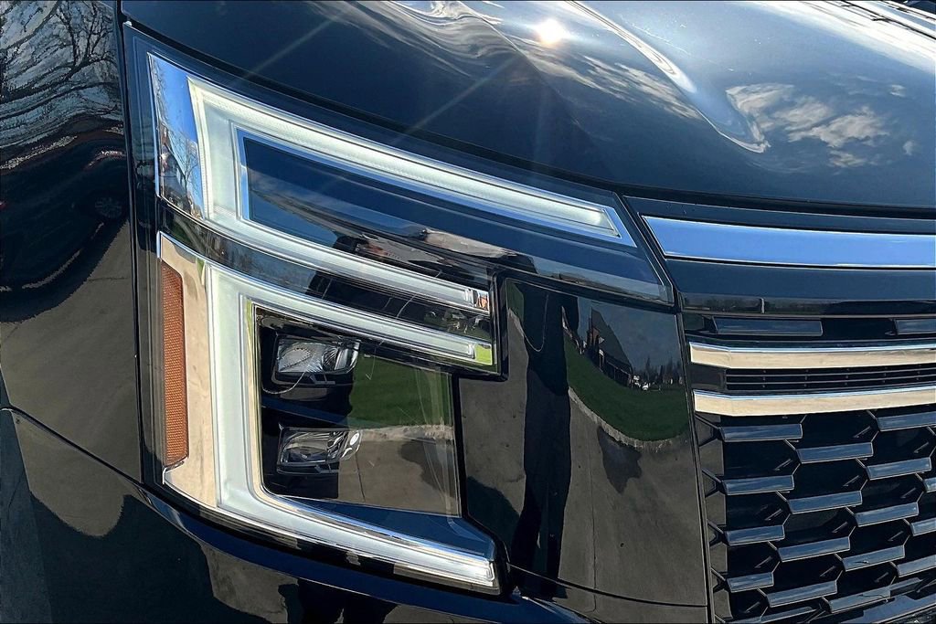 Certified 2025 Nissan Armada Platinum Reserve AWD/4WD image 33